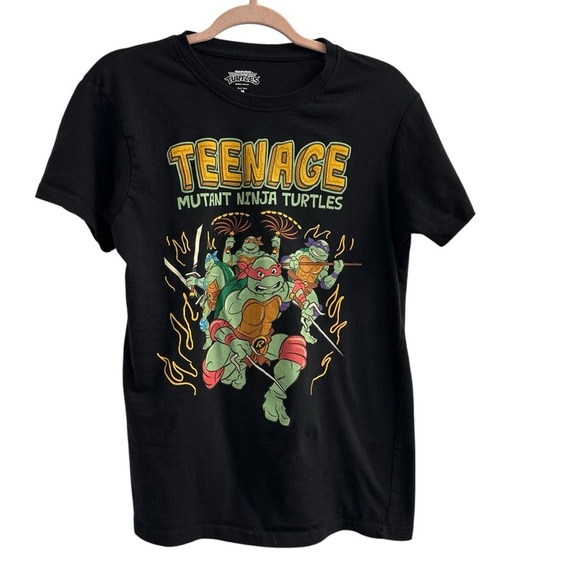 Teenage Mutant Ninja Turtles Black T-Shirt - Picture 1 of 8